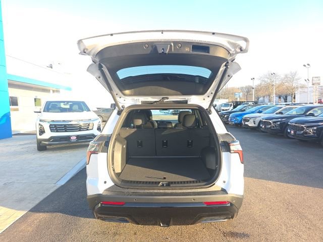 New 2026 Chevrolet Equinox RS w/ Safety and Technology Package image 32