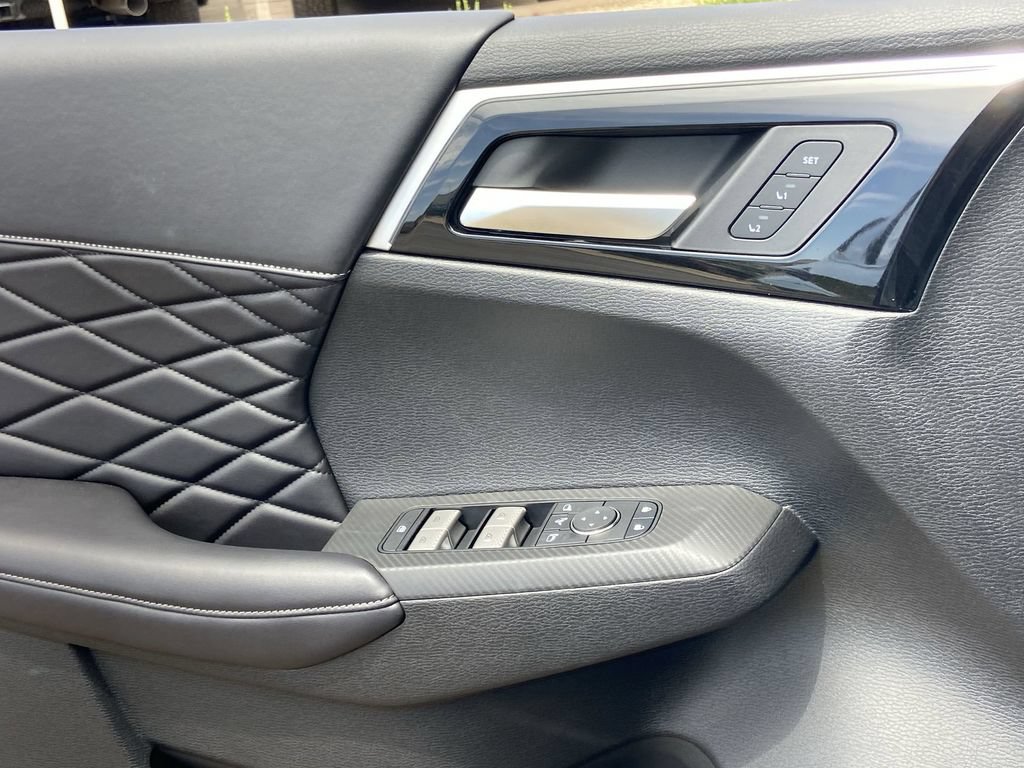 New 2026 Mitsubishi Outlander SEL Black Edition FWD image 20