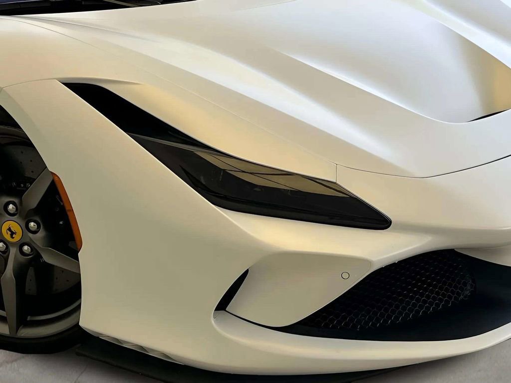 Used 2022 Ferrari F8 Tributo RWD image 28