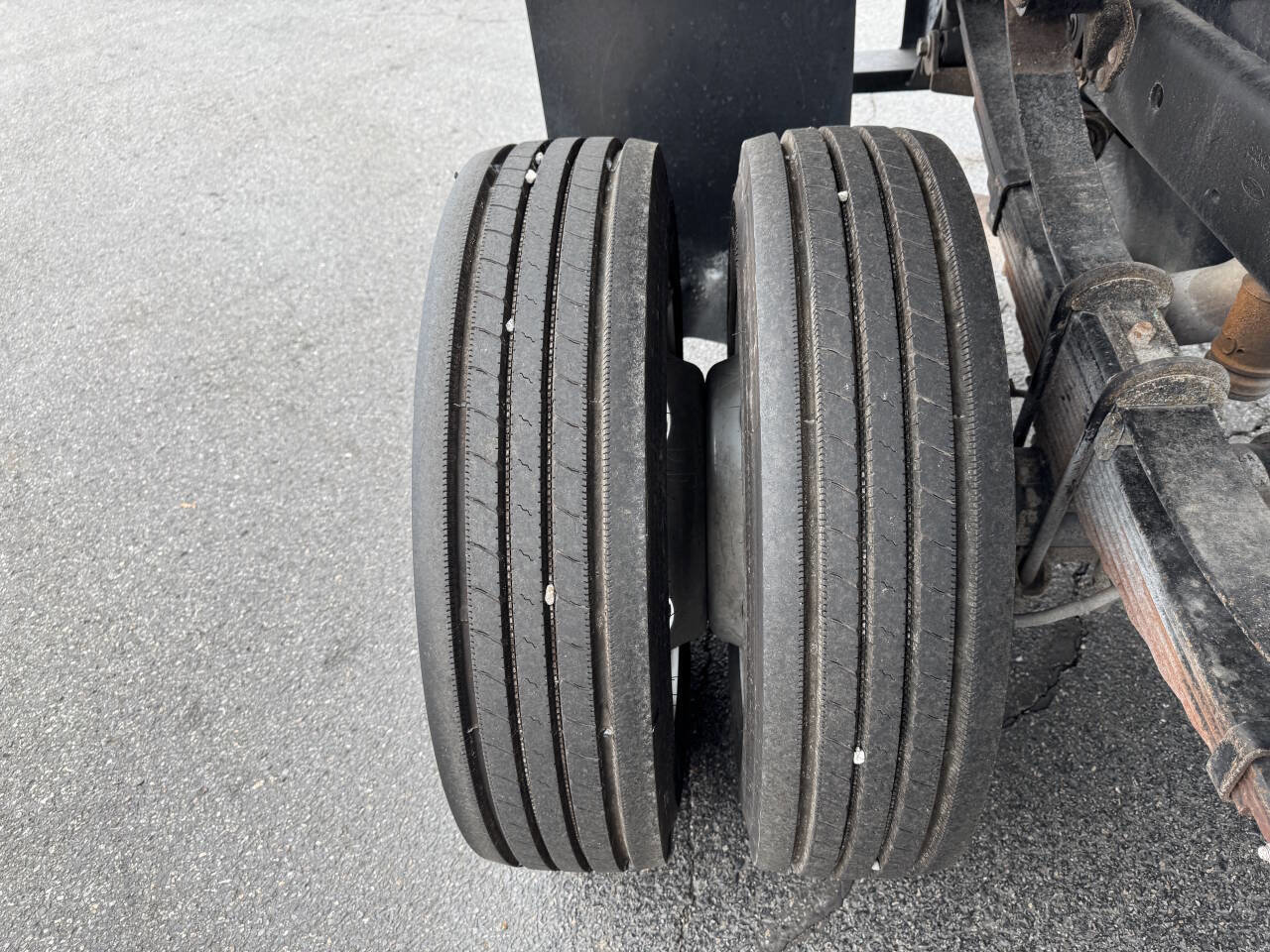 Used 2022 Ford F550 2WD Regular Cab Super Duty w/ Power Equipment Group image 13