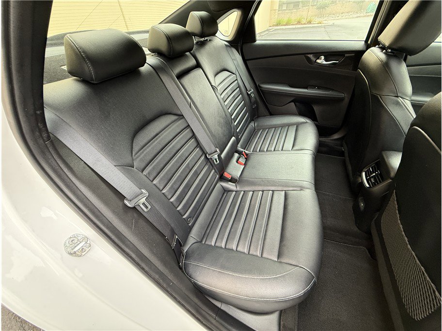 Used 2024 Kia Forte GT-Line w/ GT-Line Premium Package image 14