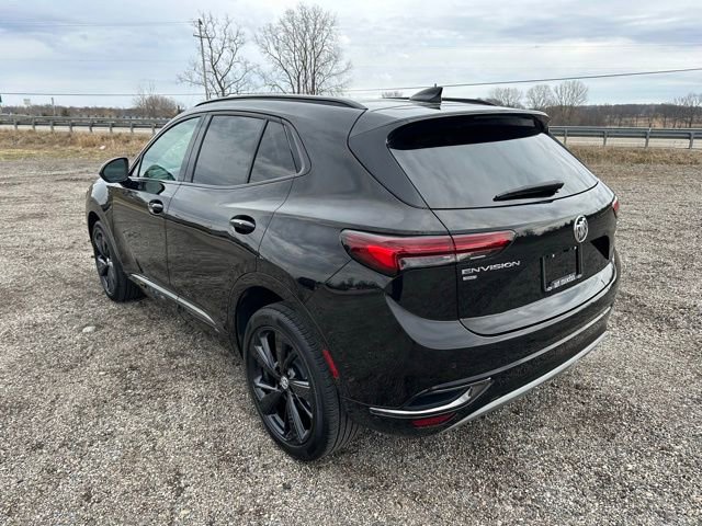 Used 2023 Buick Envision Essence w/ Sport Touring Package image 4