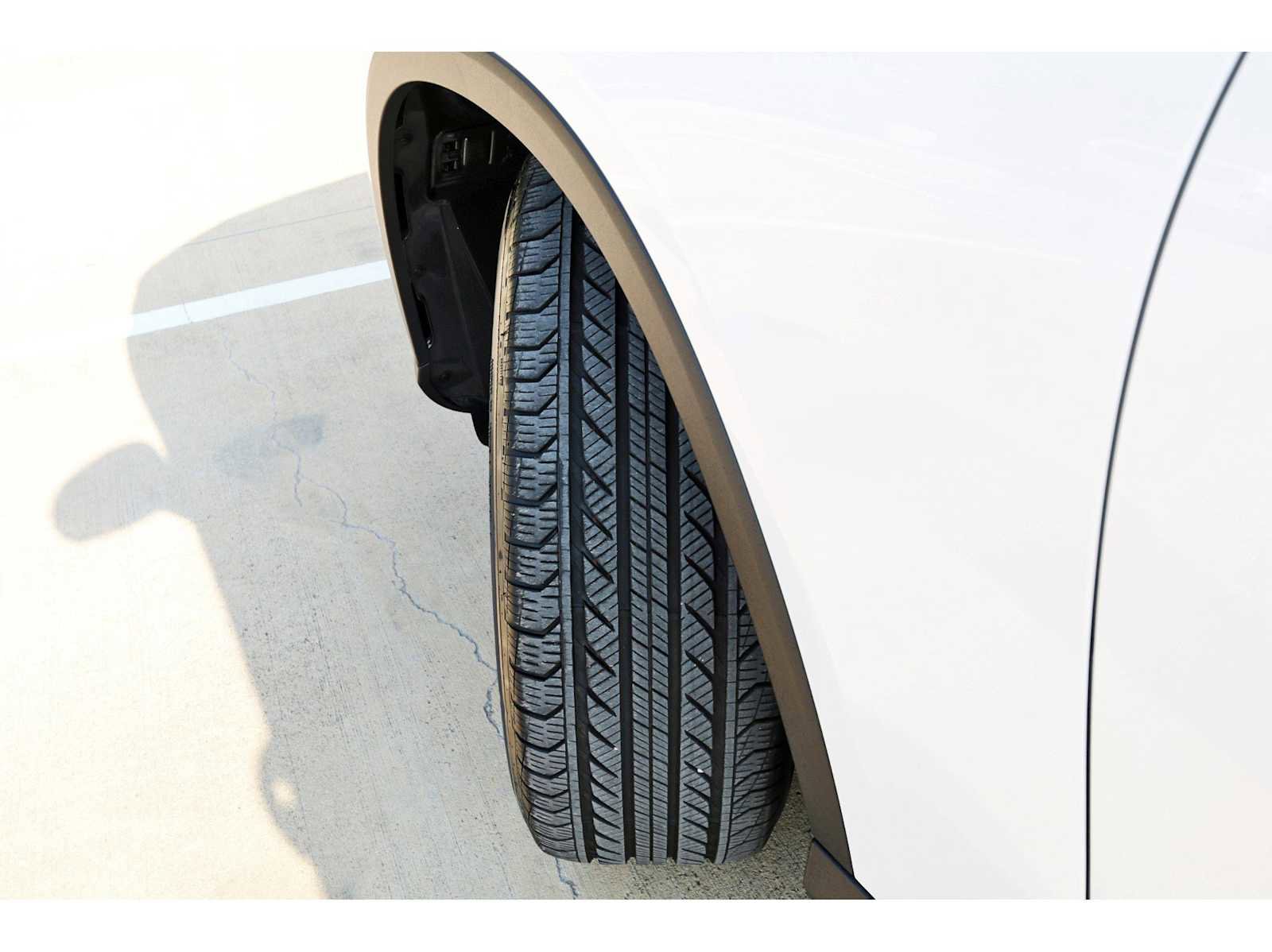 Used 2025 Mercedes-Benz GLC 300 image 28