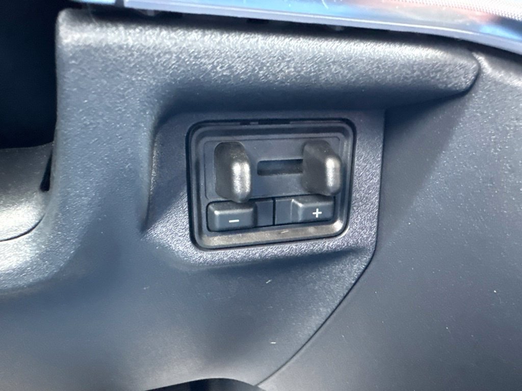 Used 2025 Ford Expedition Max Platinum AWD/4WD image 40