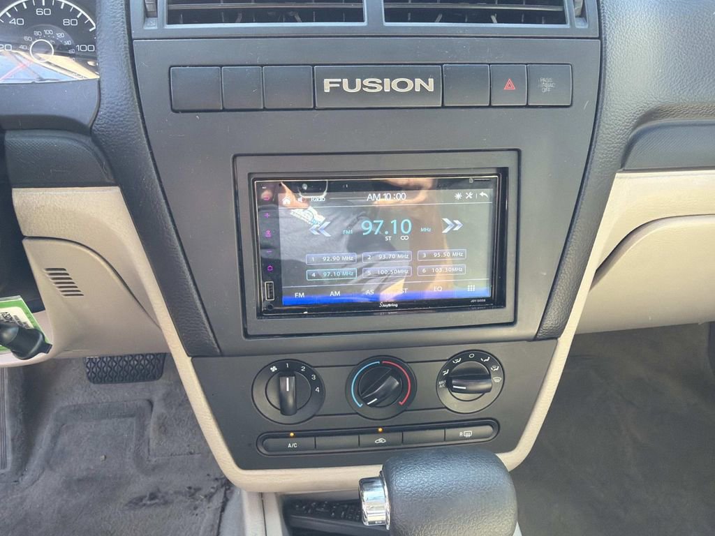 Used 2009 Ford Fusion S FWD image 28