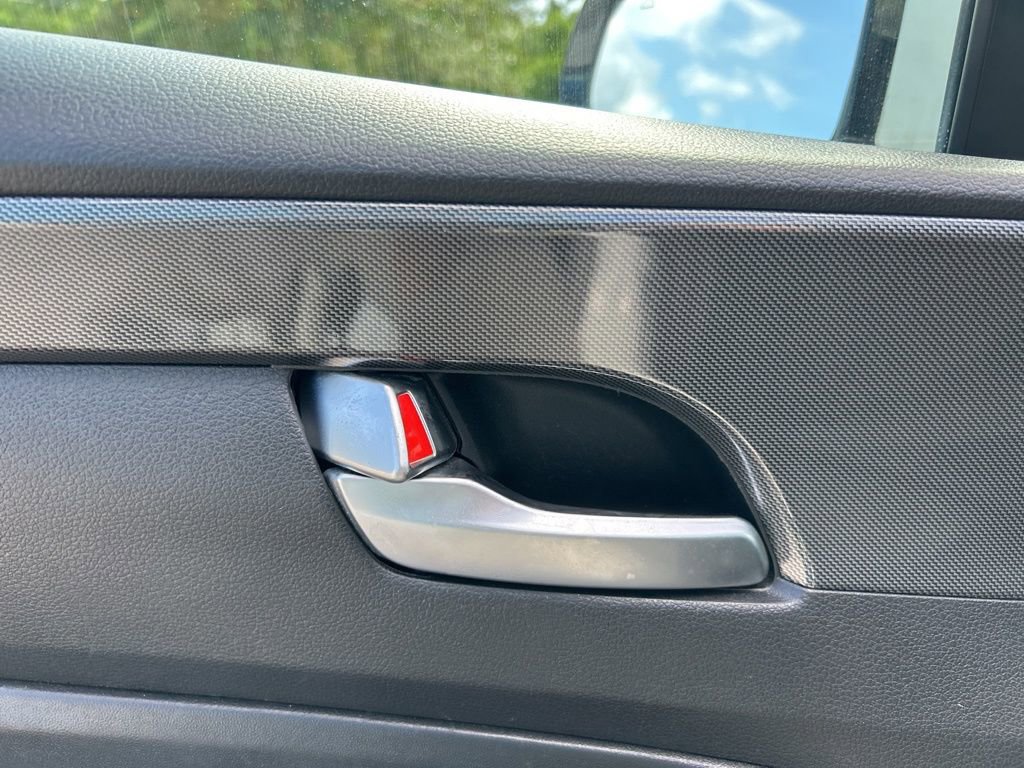 Used 2023 Hyundai Santa Fe SEL image 12