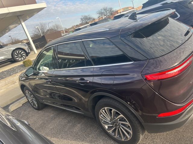 Used 2023 Lincoln Corsair Reserve w/ Equipment Group 201A image 2