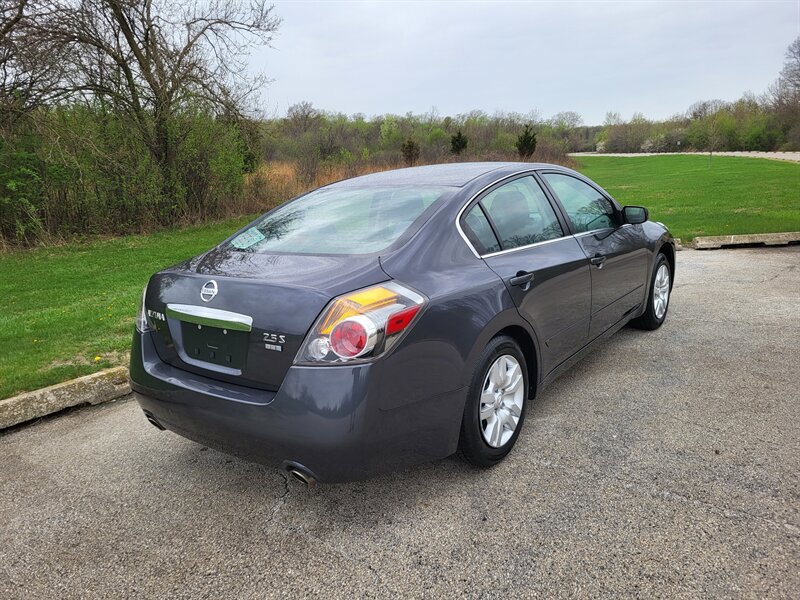 Used 2012 Nissan Altima 2.5 S FWD image 7