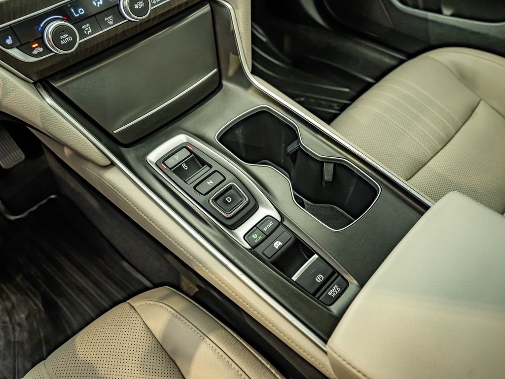 Used 2018 Honda Accord EX-L image 31