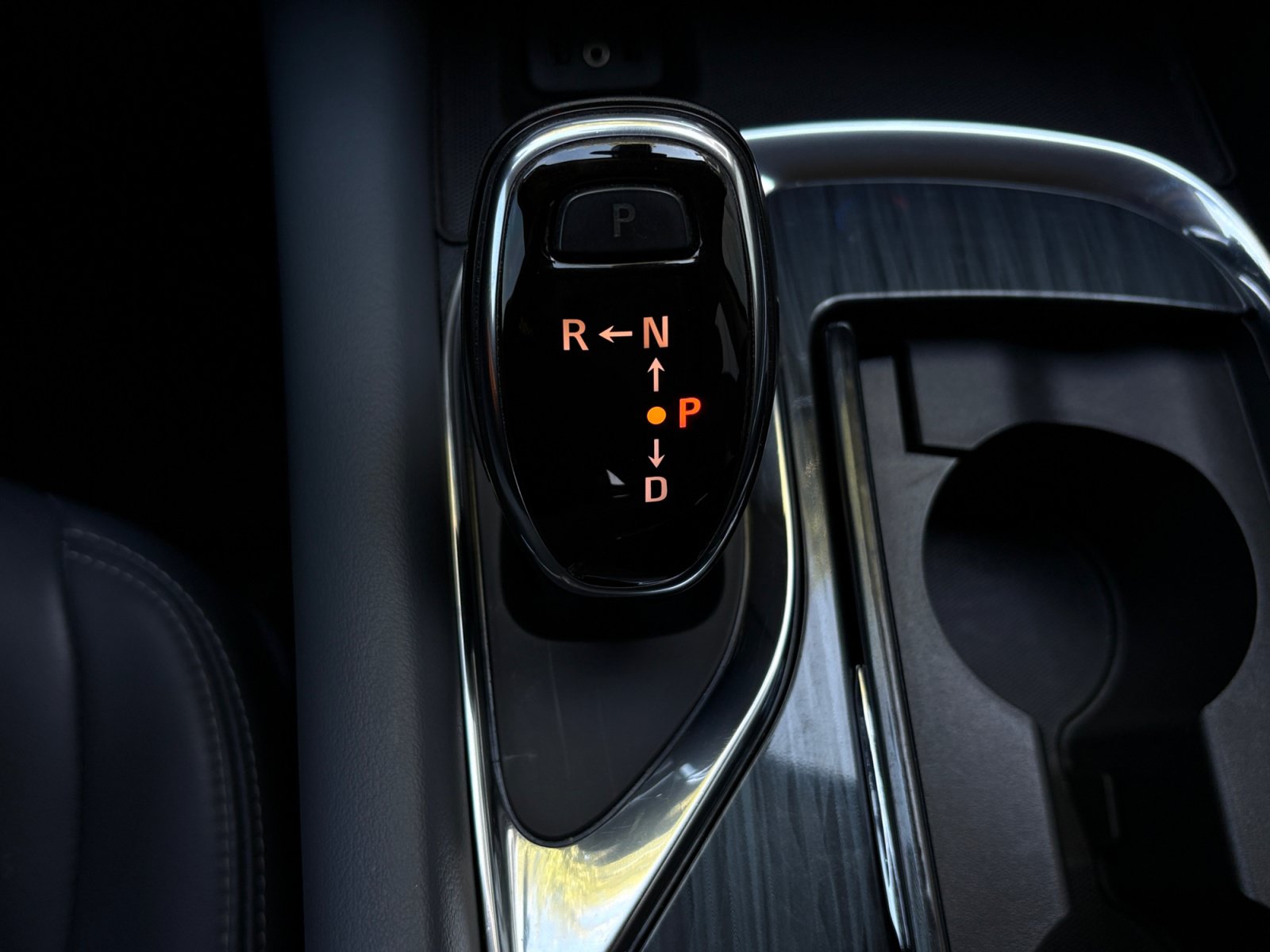 Used 2019 Buick Enclave Essence FWD image 20