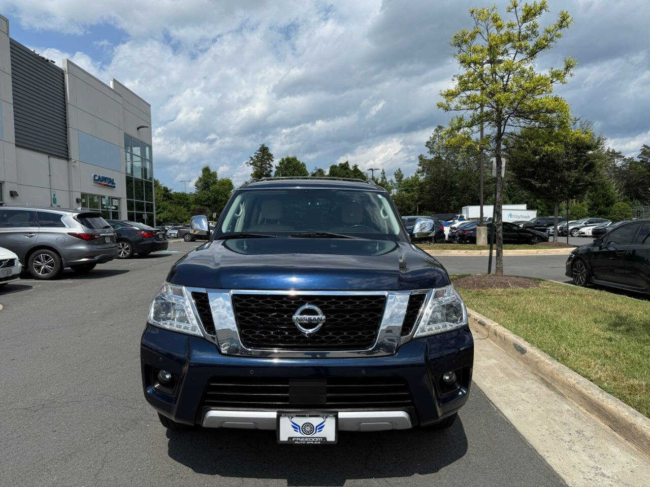 Used 2018 Nissan Armada SL w/ Premium Package image 3
