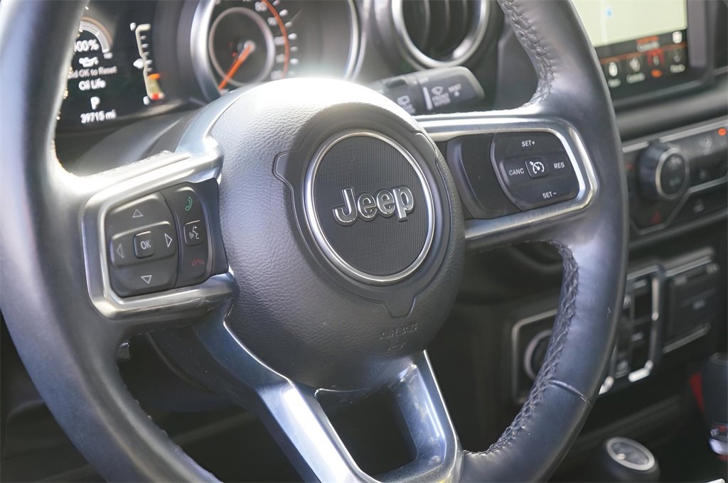 Used 2023 Jeep Wrangler Sahara image 17