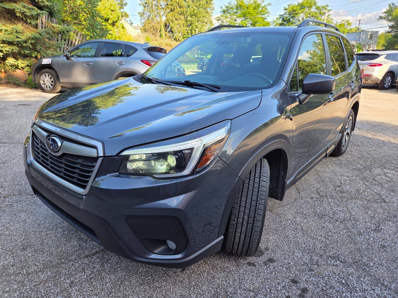 Used 2021 Subaru Forester Premium AWD/4WD image 2
