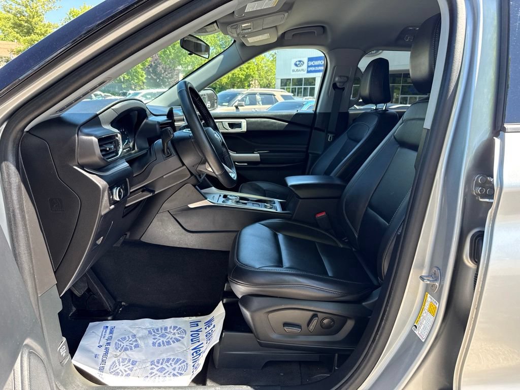 Certified 2022 Ford Explorer XLT w/ Equipment Group 202A AWD/4WD image 20