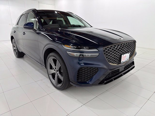 Used 2022 Genesis GV70 3.5T Sport w/ Sport Prestige Package AWD/4WD image 7