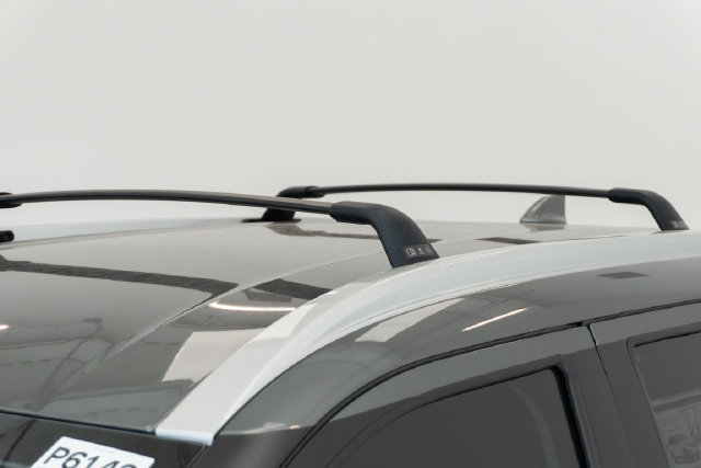 Used 2023 Nissan Kicks SV w/ Exterior Package FWD image 3