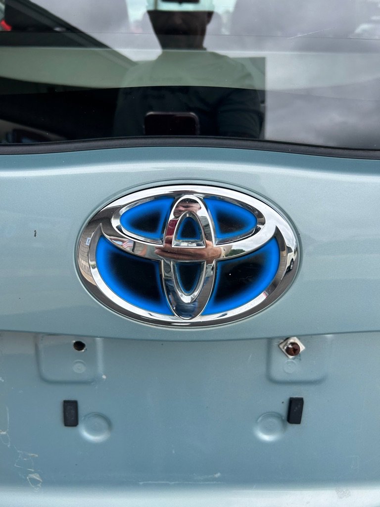 Used 2014 Toyota Prius Three FWD image 15