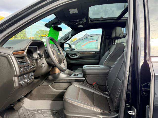 Used 2024 Chevrolet Suburban High Country w/ Max Trailering Package image 8