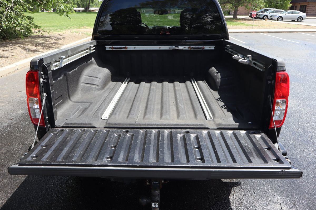 Used 2012 Nissan Frontier PRO-4X AWD/4WD image 14