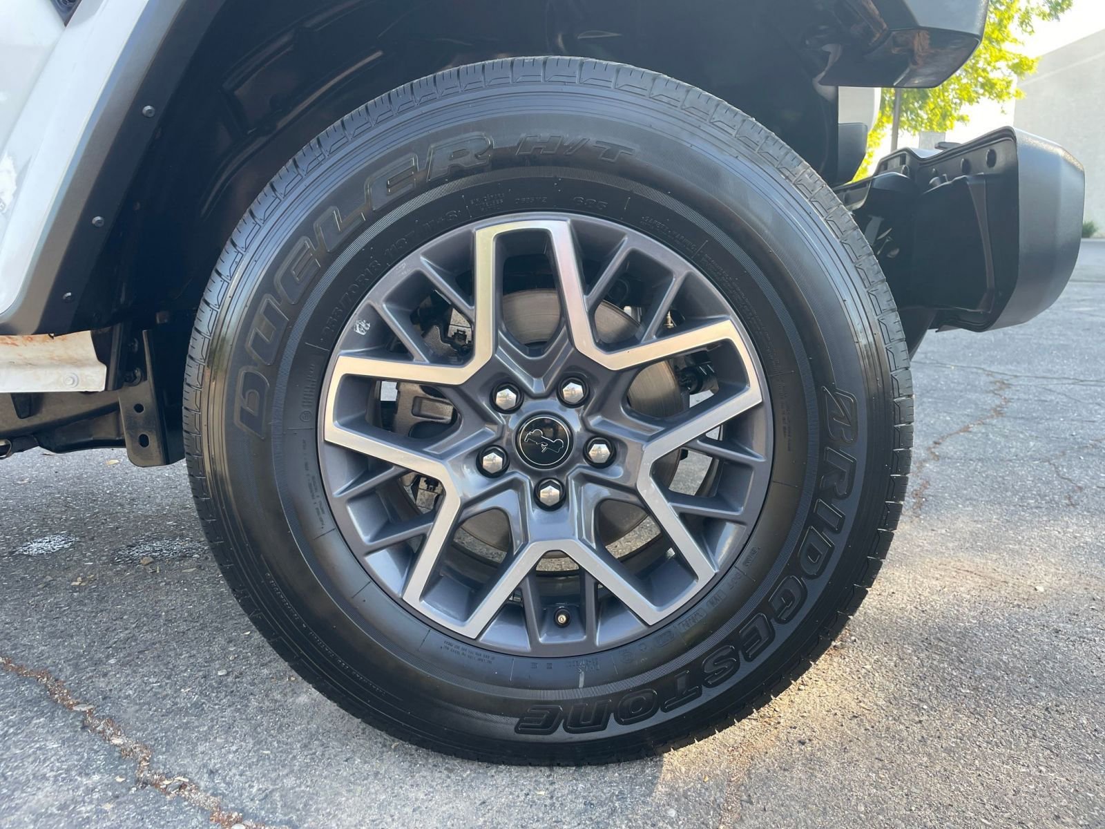 Used 2025 Jeep Wrangler Sahara image 29