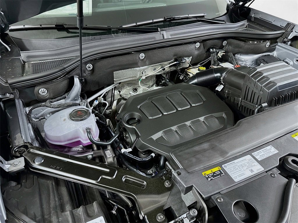 Used 2025 Volkswagen Atlas SE w/ Panoramic Sunroof Package image 26