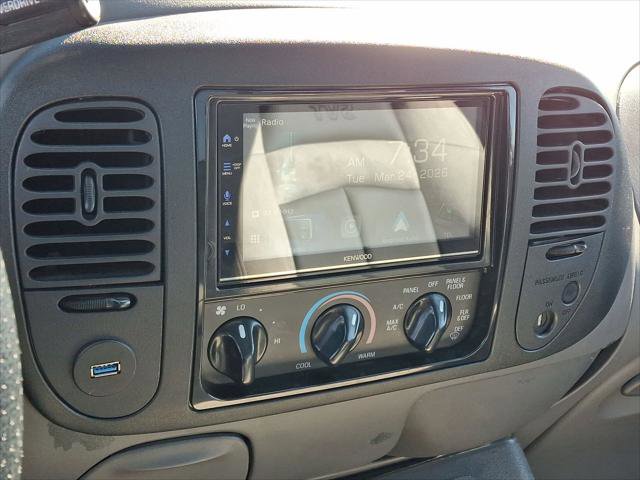 Used 2001 Ford F150 Lightning RWD image 14