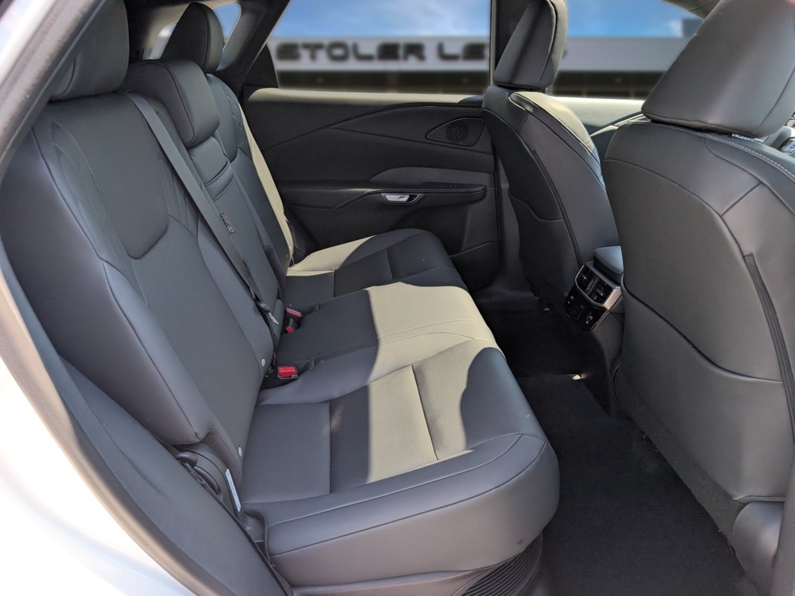 Certified 2025 Lexus RX 350h AWD/4WD image 12