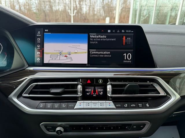 Certified 2023 BMW X5 M50i w/ Executive Package image 15