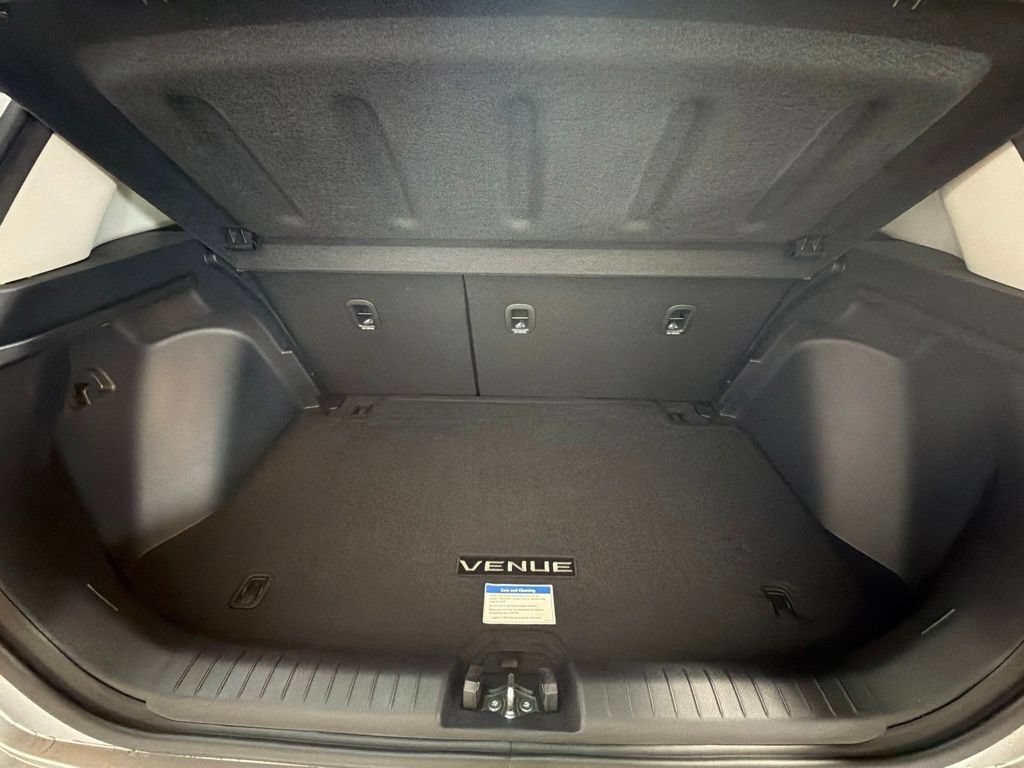New 2026 Hyundai Venue SEL FWD image 14