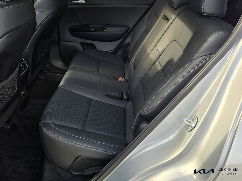 Used 2020 Kia Sportage EX w/ EX Technology Package image 12