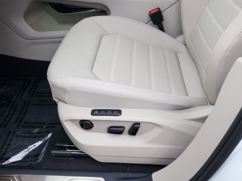 New 2026 Volkswagen Atlas SEL image 12