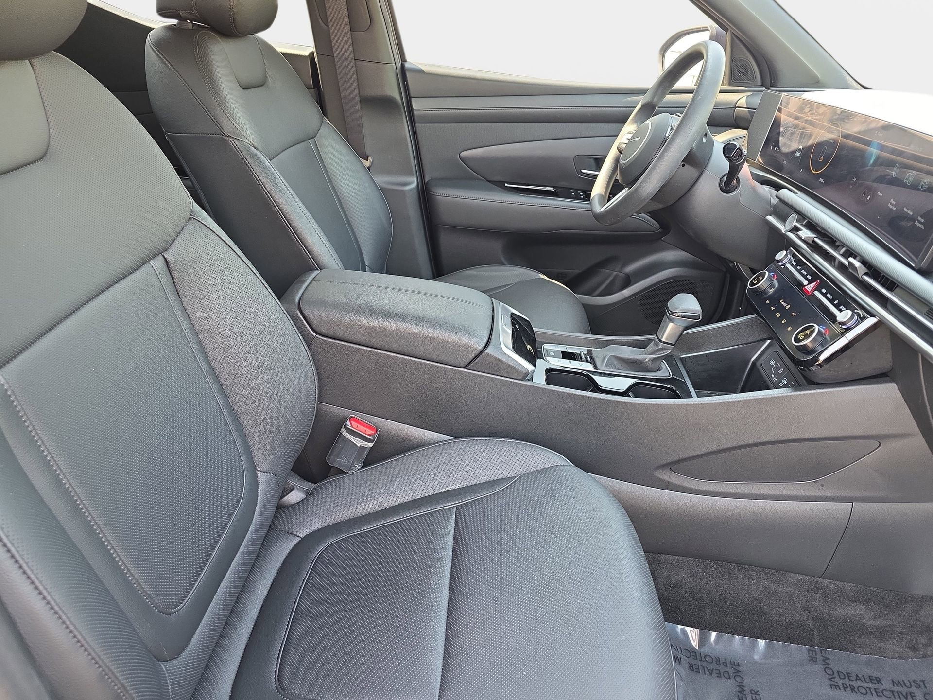 Used 2025 Hyundai Santa Cruz SEL FWD image 10