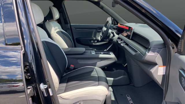 New 2026 Kia EV9 GT-Line AWD/4WD image 25