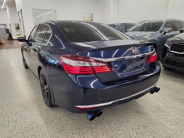 Used 2016 Honda Accord Sport image 6