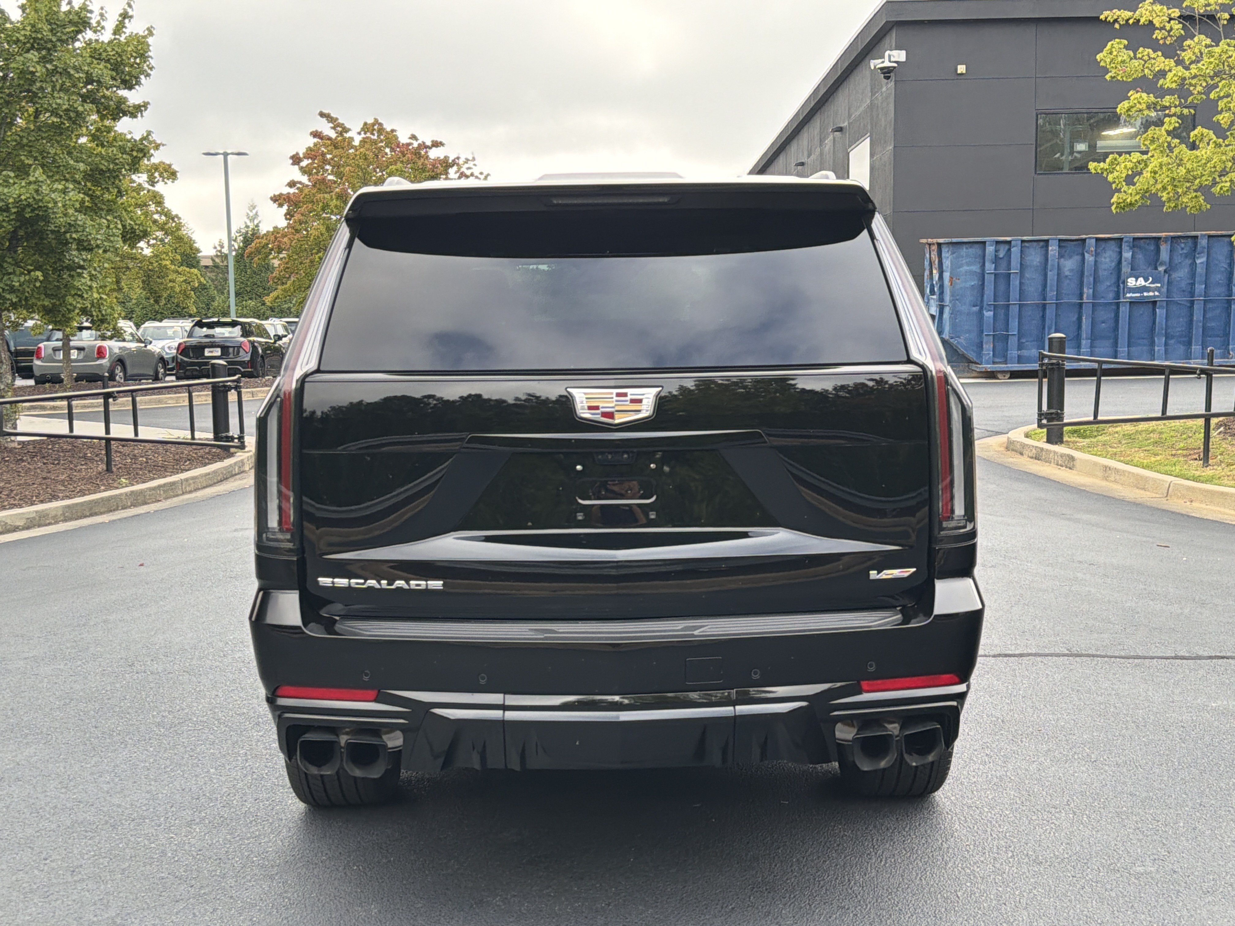 Used 2025 Cadillac Escalade V AWD/4WD image 15