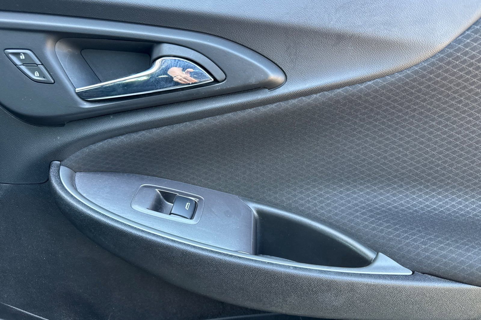 Used 2022 Chevrolet Malibu LS w/ Driver Confidence Package II image 17