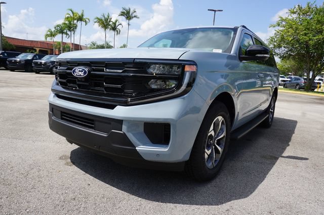 New 2027 Ford Expedition Max Active RWD image 16