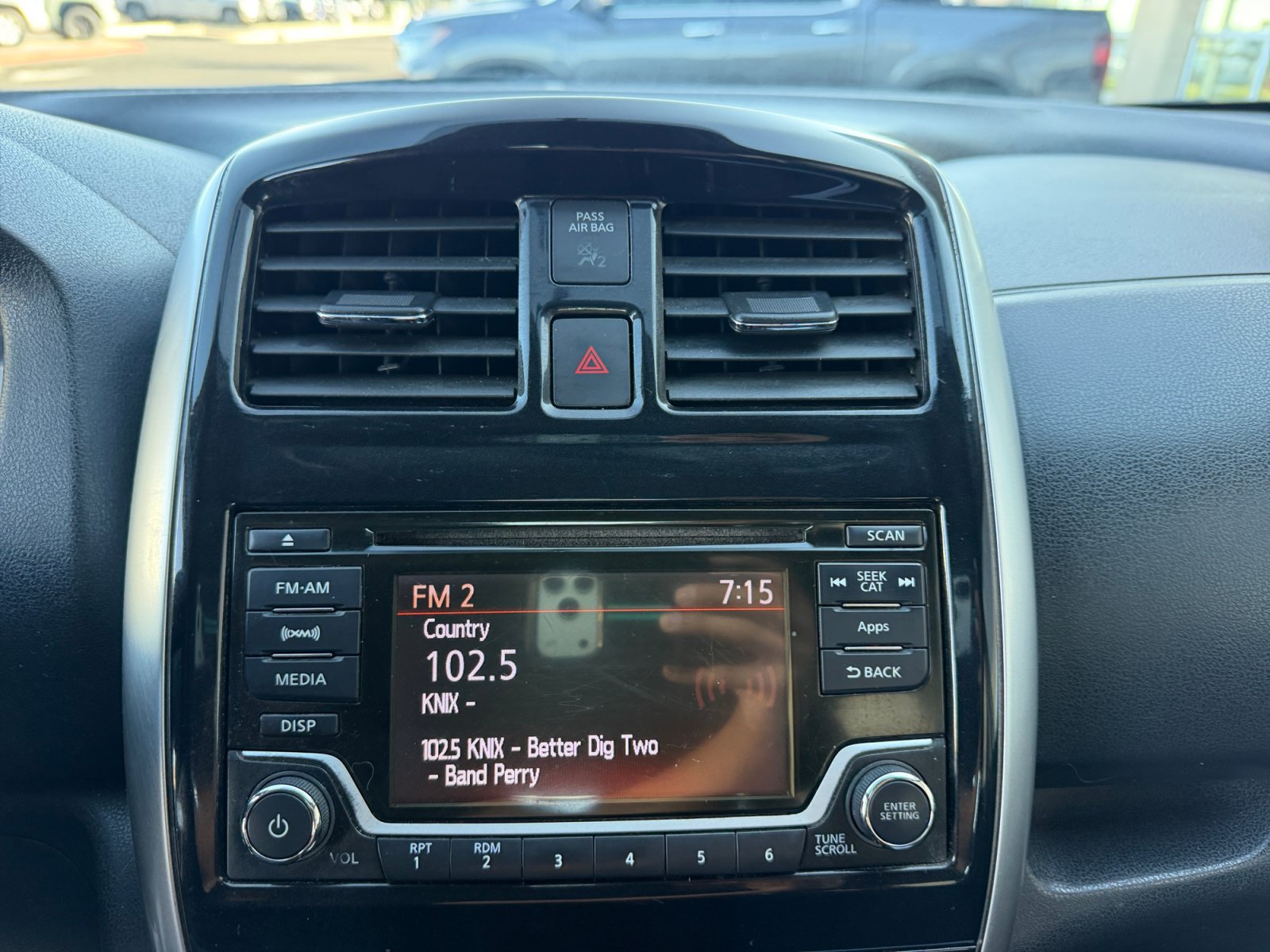 Used 2016 Nissan Versa Note SV FWD image 12