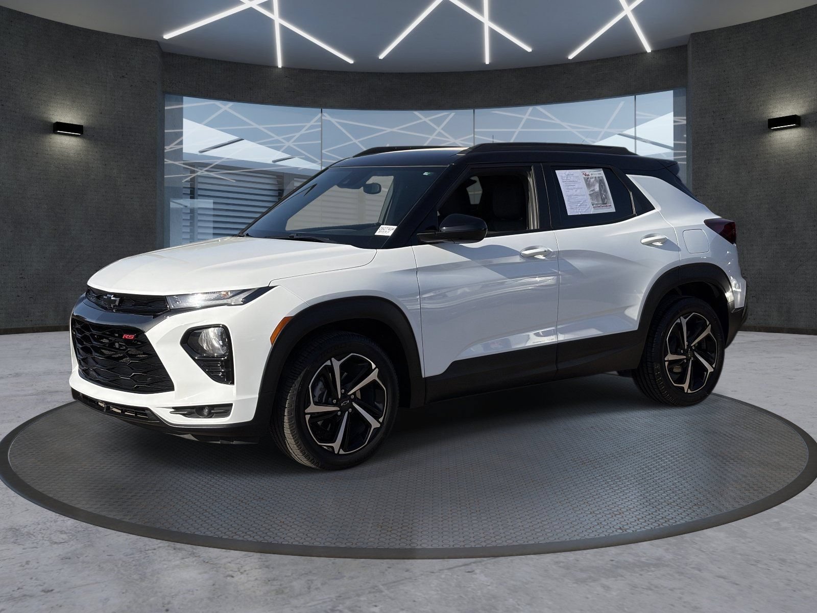 Certified 2022 Chevrolet TrailBlazer RS FWD image 2