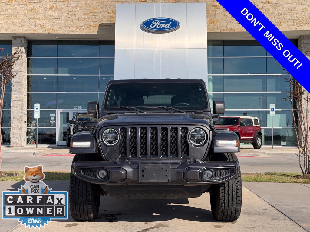 Used 2020 Jeep Wrangler Unlimited Sahara AWD/4WD image 2