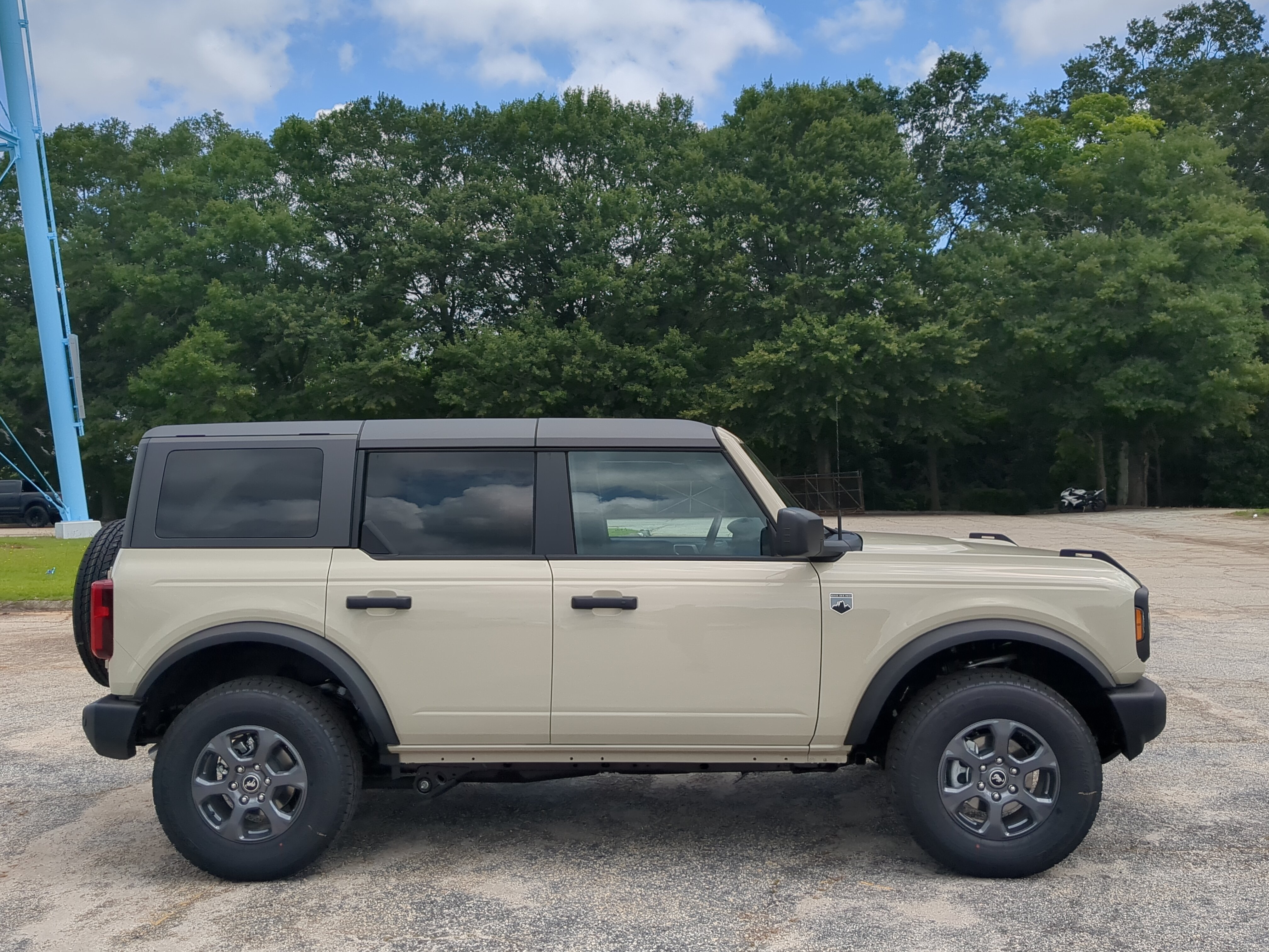 New 2026 Ford Bronco Big Bend AWD/4WD image 2