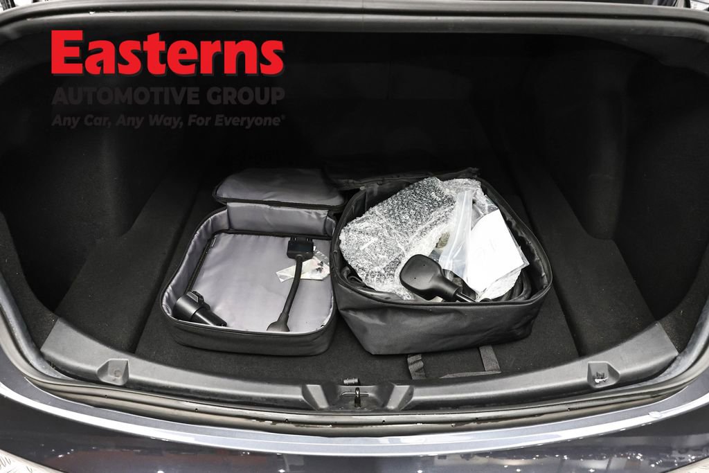 Used 2018 Tesla Model 3 Long Range image 9