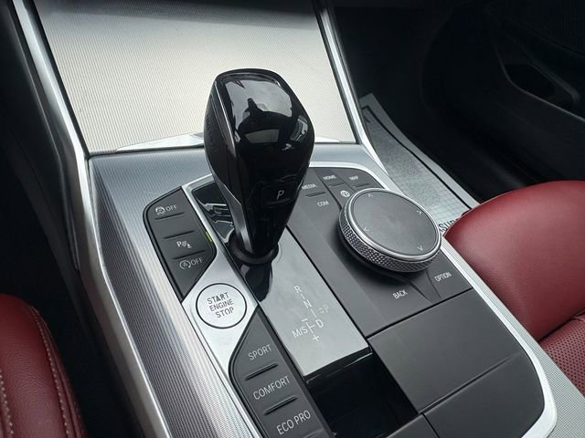 Used 2022 BMW 330i xDrive Sedan w/ Driving Assistance Package image 27