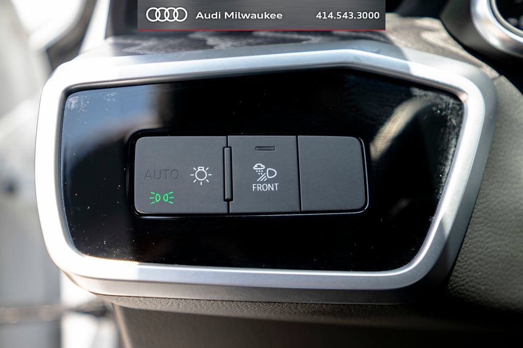 Used 2025 Audi A6 2.0T Premium w/ Convenience Plus Package AWD/4WD image 23