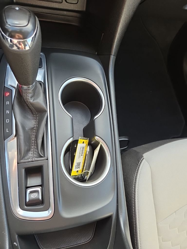 Certified 2021 Chevrolet Equinox LS image 30