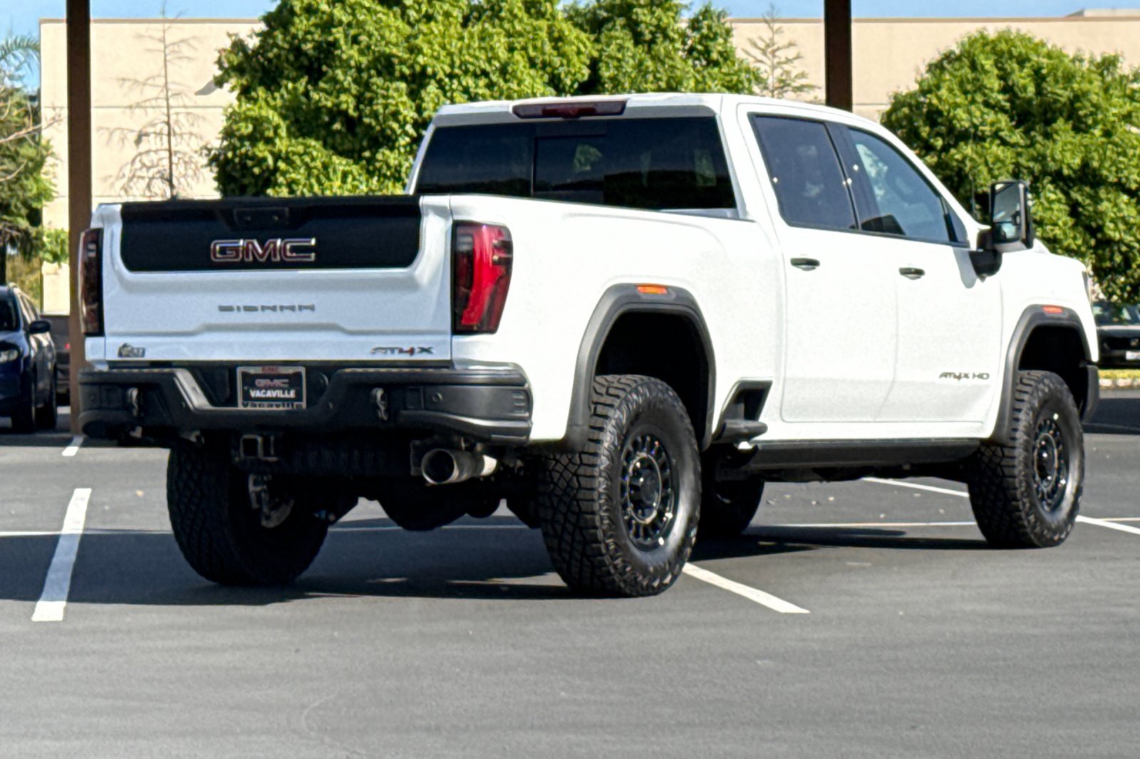 New 2026 GMC Sierra 2500 AT4X w/ AT4X AEV Edition image 5