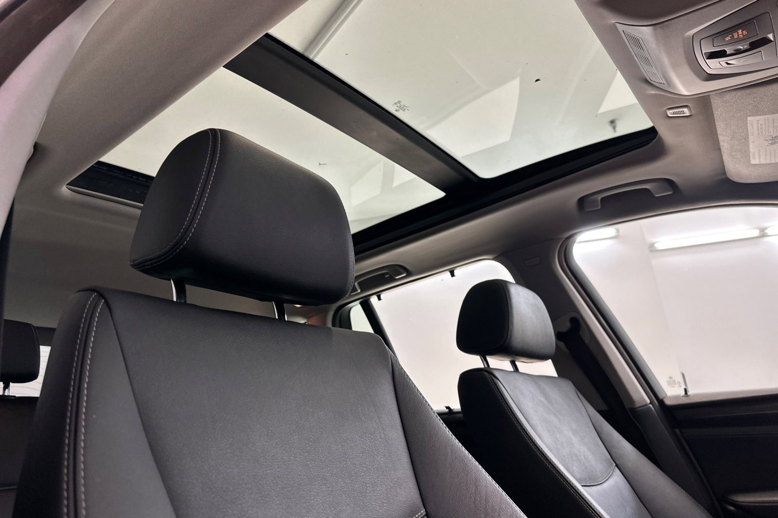 Used 2012 BMW X3 xDrive35i image 25