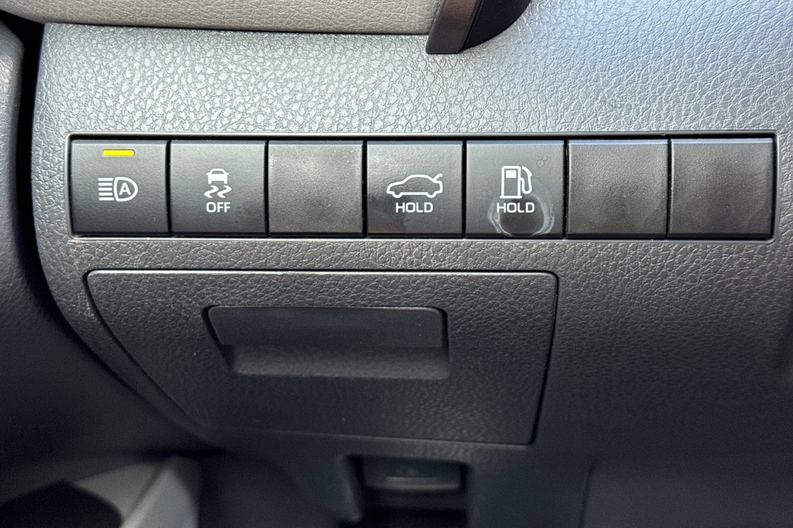 Used 2024 Toyota Camry LE FWD image 28