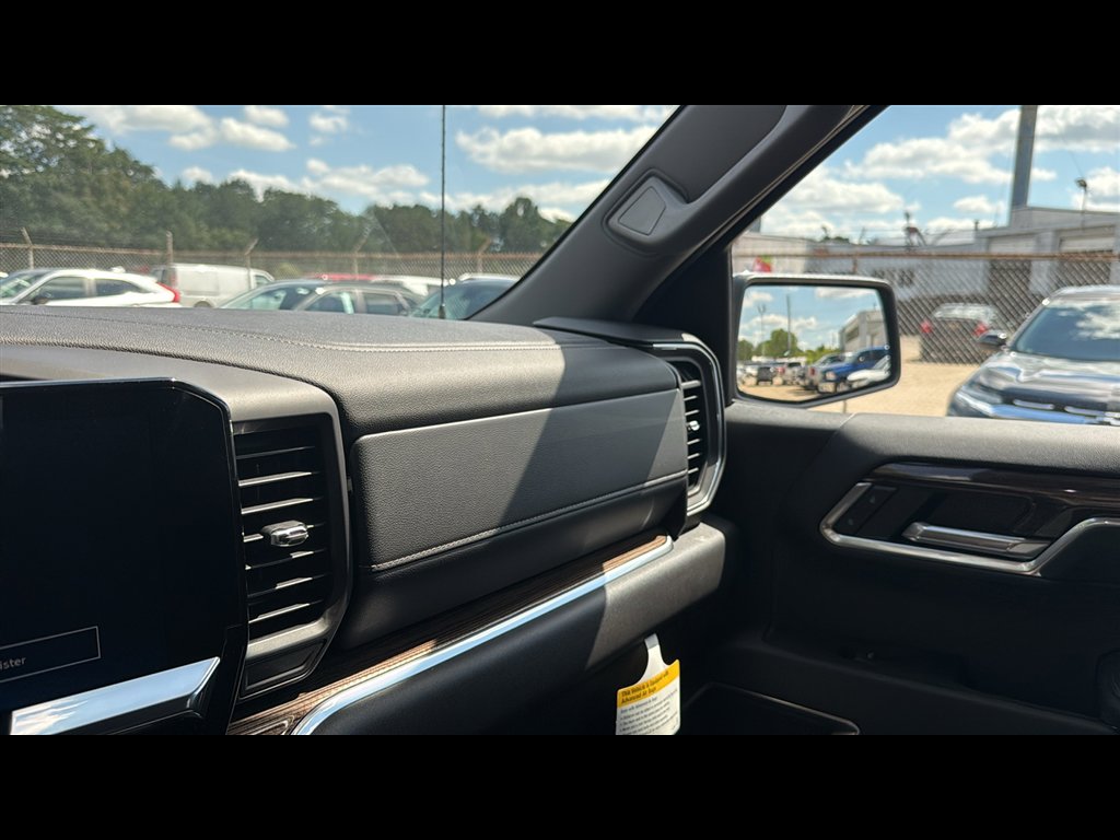 New 2026 Chevrolet Silverado 1500 LT image 16