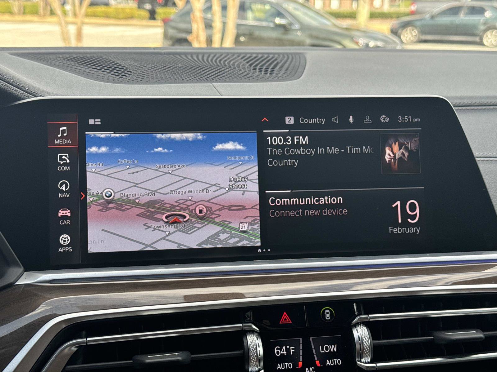 Used 2023 BMW X6 xDrive40i w/ M Sport Package image 28